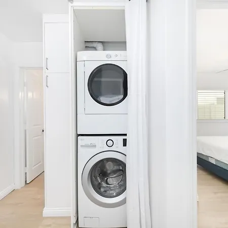 Renovated 3 Bedroom Home On 41St-1 Min Walk To Beach